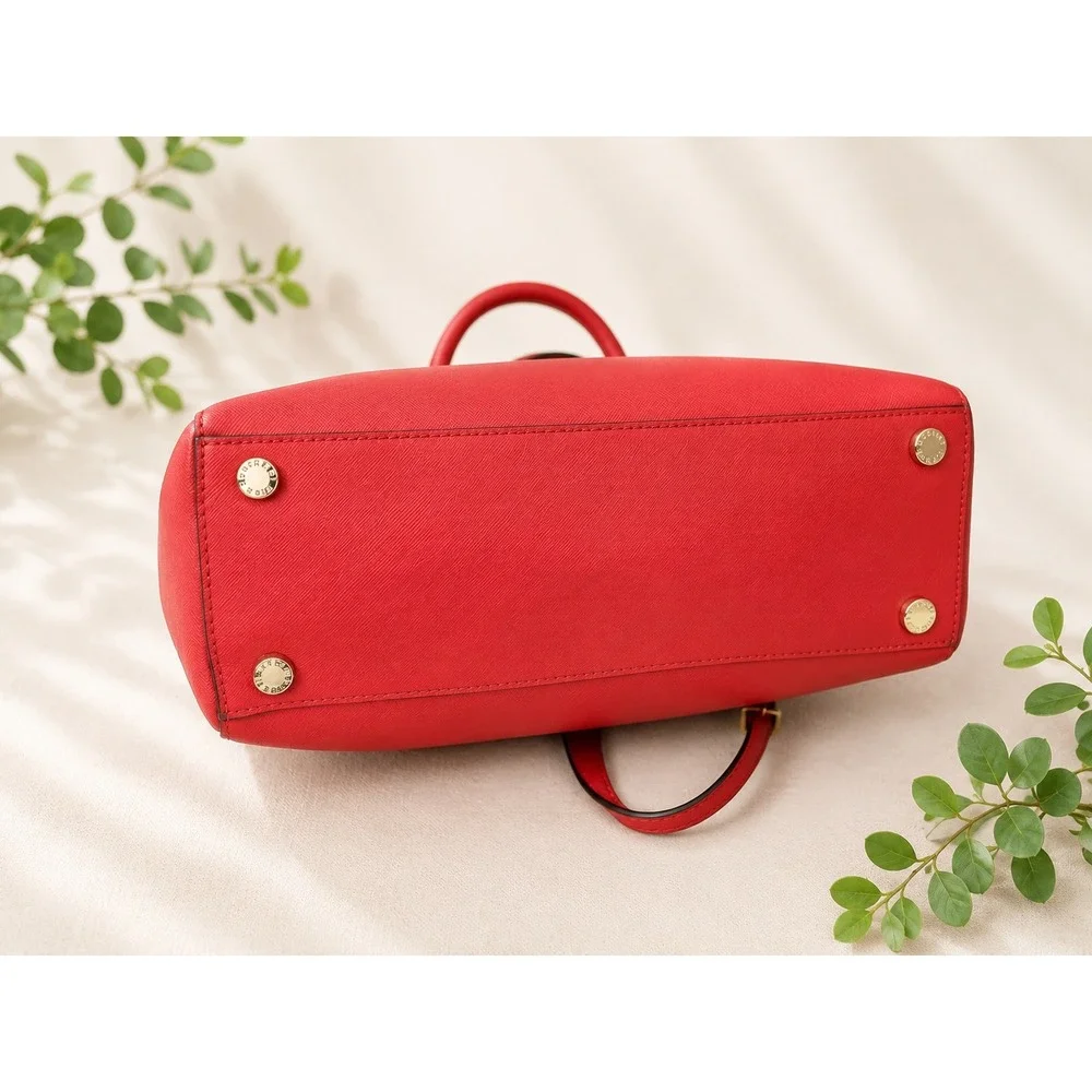 MK155 Michael Kors Sutton Satchel